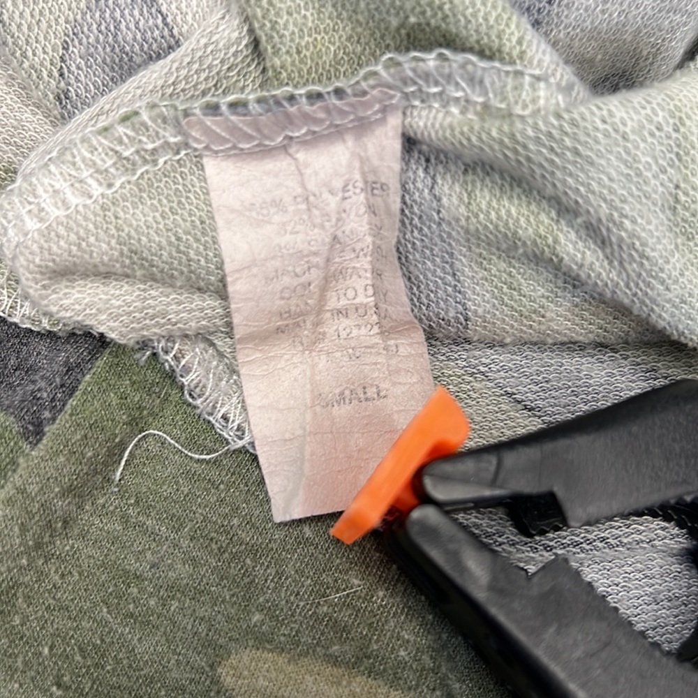 TMG Camo Cold Shoulder Blouse - Picture 6 of 6